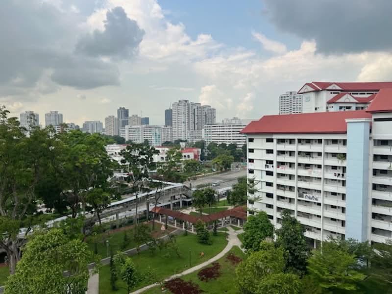 For Rent - 305 Jurong East Street 32