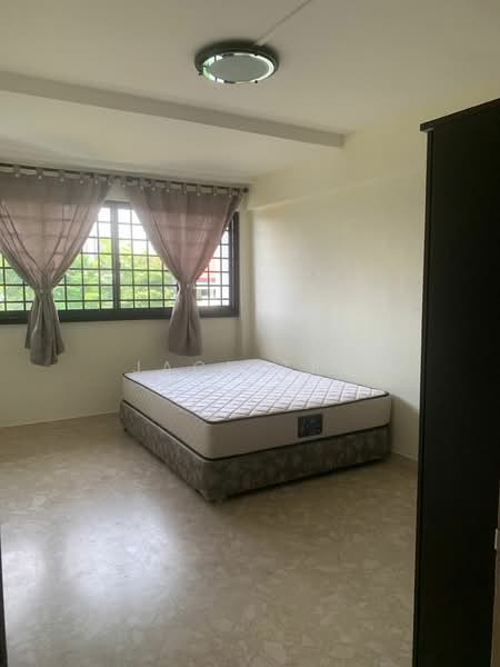 305 Jurong East Street 32, 305 Jurong East Street 32, 3 Bedrooms, 1,400 sqft, HDB Flat For Rent, by Jack Teo, 500130745 - Bedroom - PropertyGuru.com.sg
