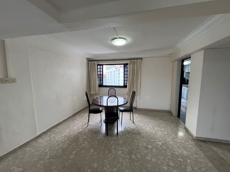 305 Jurong East Street 32, 305 Jurong East Street 32, 3 Bedrooms, 1,400 sqft, HDB Flat For Rent, by Jack Teo, 500130745 - Dining Room - PropertyGuru.com.sg