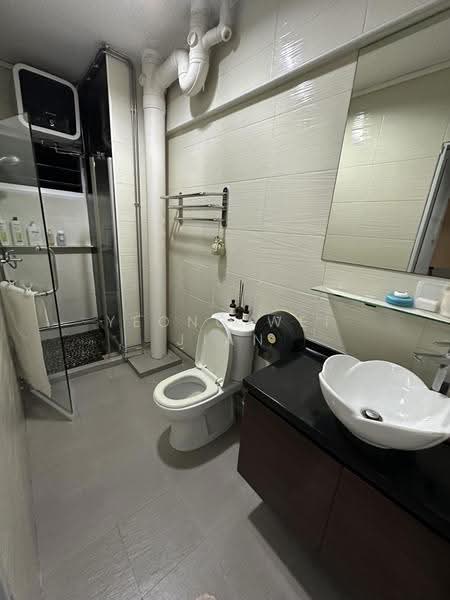 906 Jurong West Street 91, 906 Jurong West Street 91, Boon Lay / Jurong / Tuas, 4 Bedrooms, 1,529 sqft, HDB Flat For Sale, by Yeong Wei Jian, 500130761 - Common Bathroom - PropertyGuru.com.sg