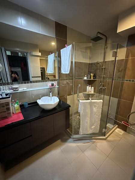906 Jurong West Street 91, 906 Jurong West Street 91, Boon Lay / Jurong / Tuas, 4 Bedrooms, 1,529 sqft, HDB Flat For Sale, by Yeong Wei Jian, 500130761 - Master Bathroom - PropertyGuru.com.sg