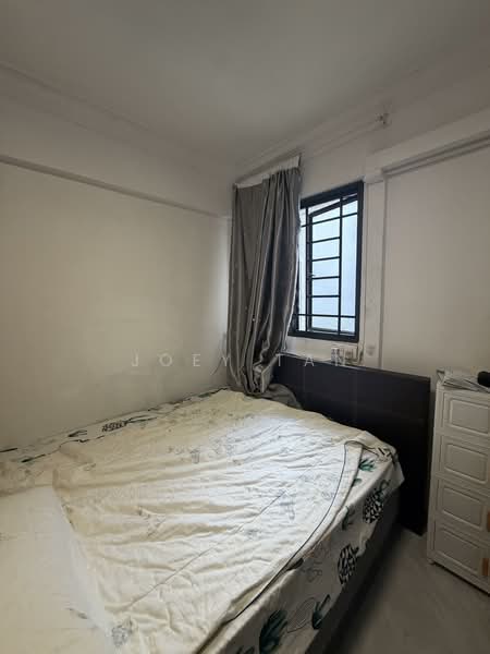 409 Bedok North Avenue 2, 409 Bedok North Avenue 2, 2 Bedrooms, 883 sqft, HDB Flat For Sale, by Joey Tan, 500130782 - Bedroom - PropertyGuru.com.sg