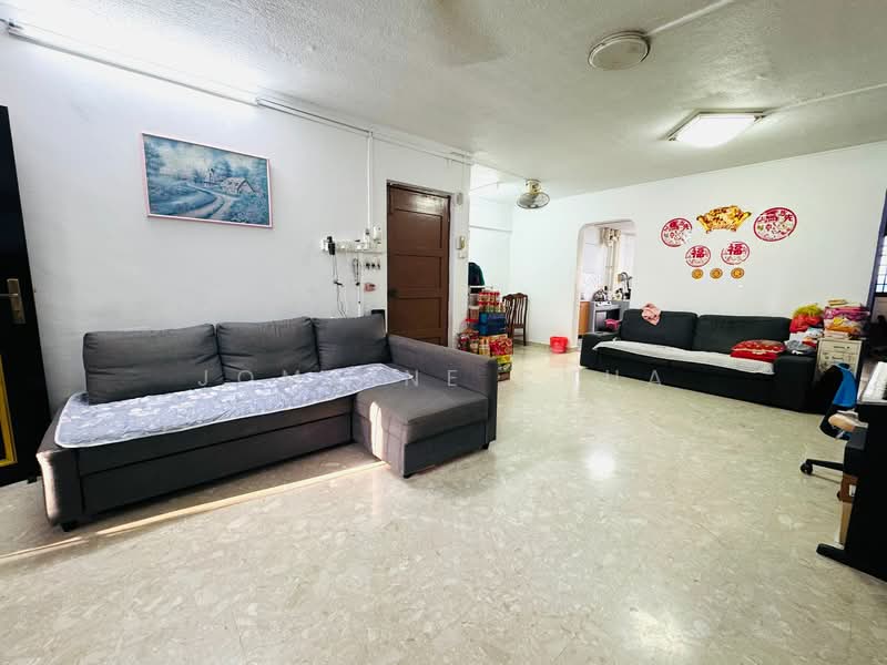 927 Tampines Street 91, 927 Tampines Street 91, 3 Bedrooms, 1,098 sqft, HDB Flat For Sale, by Jomaine Chua, 500130784 - Living Room - PropertyGuru.com.sg