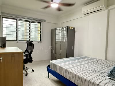 For Rent - 304 Clementi Avenue 4
