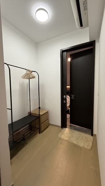 Irwell Hill Residences, 6 Irwell Hill, 1 Bedroom, 506 sqft, Condominium For Sale, by Jasmine Ng, 500130794 - Entrance - PropertyGuru.com.sg