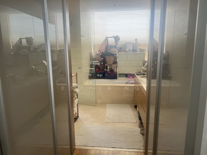 Ardmore II, 2 Ardmore Park, 4 Bedrooms, 2,024 sqft, Condominium For Rent, by Esther Ng, 500130809 - Bathroom - PropertyGuru.com.sg