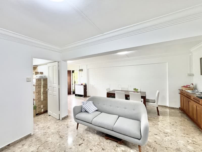 351 Clementi Avenue 2, 351 Clementi Avenue 2, 2 Bedrooms, 883 sqft, HDB Flat For Sale, by Nick Toh, 500130810 - PropertyGuru.com.sg