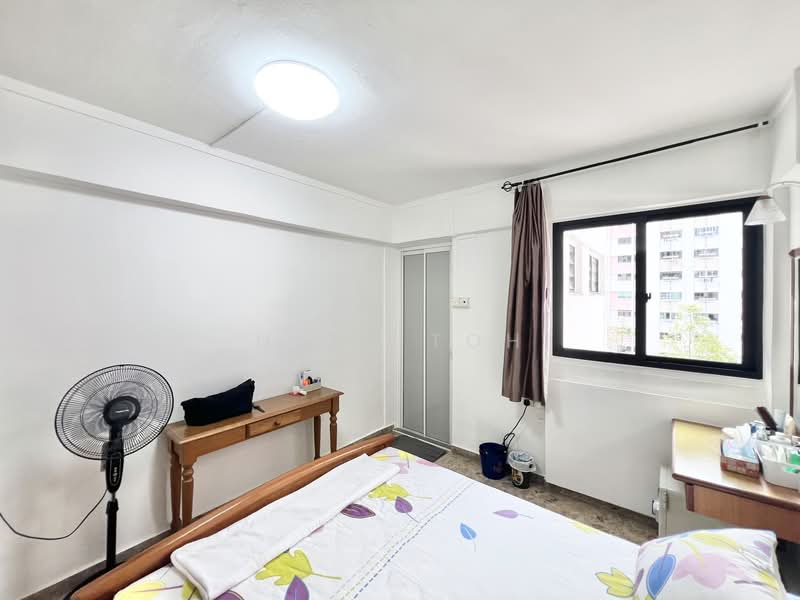 351 Clementi Avenue 2, 351 Clementi Avenue 2, 2 Bedrooms, 883 sqft, HDB Flat For Sale, by Nick Toh, 500130810 - PropertyGuru.com.sg