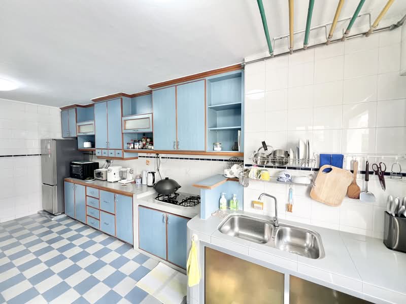 351 Clementi Avenue 2, 351 Clementi Avenue 2, 2 Bedrooms, 883 sqft, HDB Flat For Sale, by Nick Toh, 500130810 - PropertyGuru.com.sg