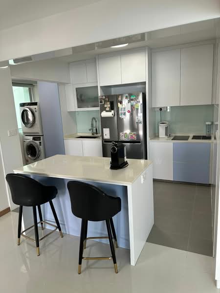 422B Northshore Drive, 422B Northshore Drive, 3 Bedrooms, 1,001 sqft, HDB Flat For Sale, by Irene Low, 500130812 - Kitchen - PropertyGuru.com.sg