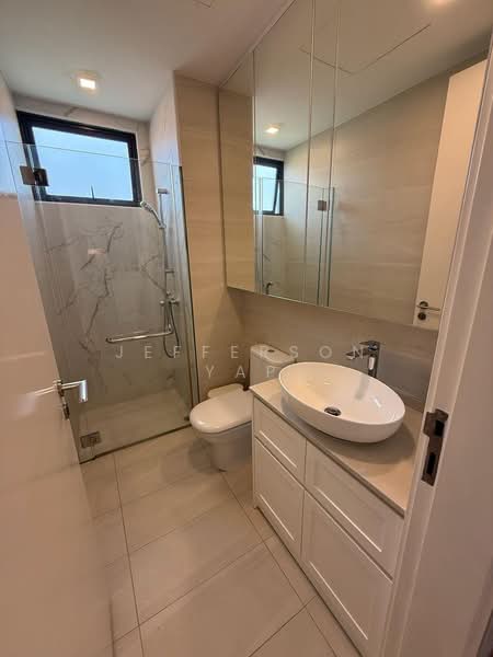 91 Marshall, 91 Marshall Road, 2 Bedrooms, 570 sqft, Condominium For Rent, by Jefferson Yap, 500130822 - Bathroom - PropertyGuru.com.sg