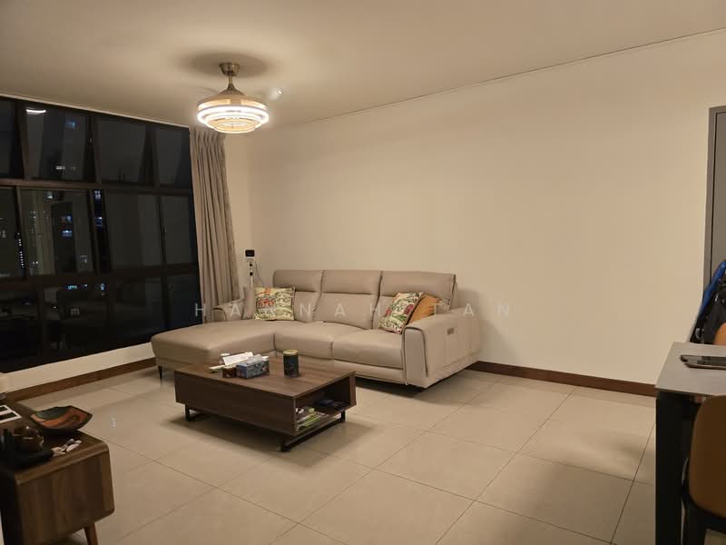 630 Senja Road, 630 Senja Road, 3 Bedrooms, 1,184 sqft, HDB Flat For Sale, by Hannah Tan, 500130836 - Living Room - PropertyGuru.com.sg