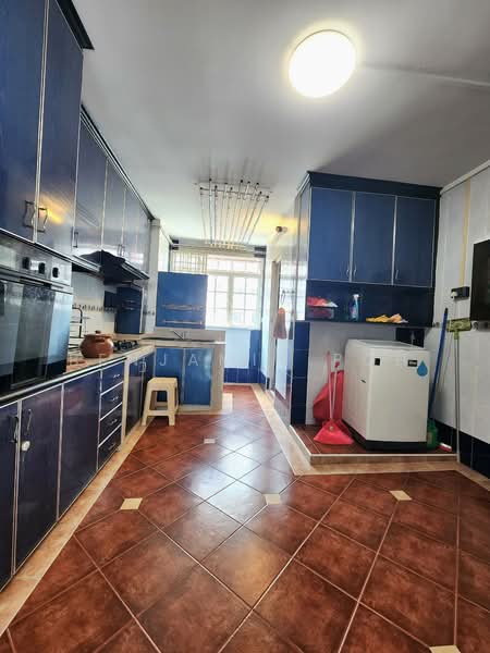 472 Pasir Ris Drive 6, 472 Pasir Ris Drive 6, 3 Bedrooms, 1,313 sqft, HDB Flat For Sale, by Benjamin Poh, 500130847 - Kitchen - PropertyGuru.com.sg