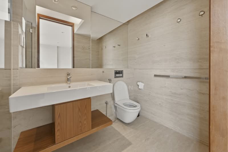 Modern GCB Holland Area, Ford Avenue, 5 Bedrooms, 15,070 sqft, Good Class Bungalow For Rent, by Jac Ong, 500130851 - Bathroom - PropertyGuru.com.sg