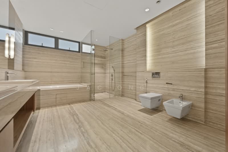 Modern GCB Holland Area, Ford Avenue, 5 Bedrooms, 15,070 sqft, Good Class Bungalow For Rent, by Jac Ong, 500130851 - Bathroom - PropertyGuru.com.sg