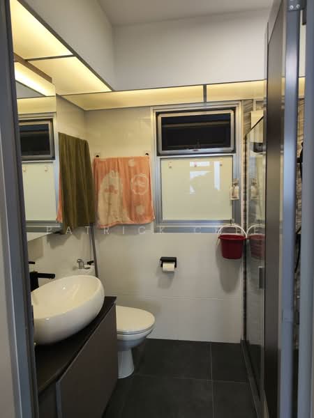 227A Ang Mo Kio Street 23, 227A Ang Mo Kio Street 23, 3 Bedrooms, 1,001 sqft, HDB Flat For Sale, by Patrick Chee, 500130854 - Bathroom - PropertyGuru.com.sg