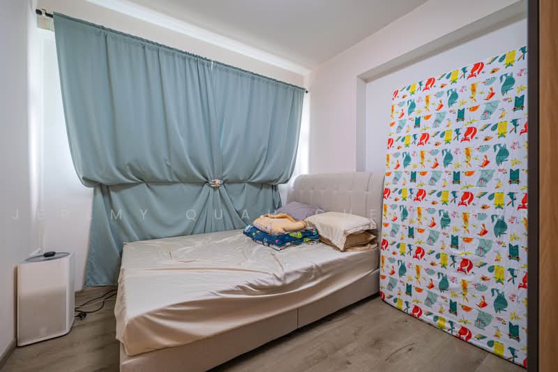 606A Tampines Street 61, 606A Tampines Street 61, 3 Bedrooms, 1,206 sqft, HDB Flat For Sale, by Jeremy Quah Chen Cher, 500130863 - Bedroom - PropertyGuru.com.sg