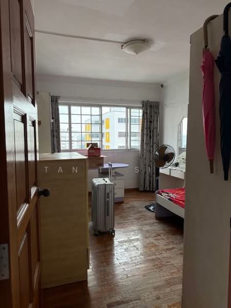 16 Joo Seng Road, 16 Joo Seng Road, 3 Bedrooms, 1,420 sqft, HDB Flat For Sale, by Tan T. Siew, 500130883 - Bedroom - PropertyGuru.com.sg