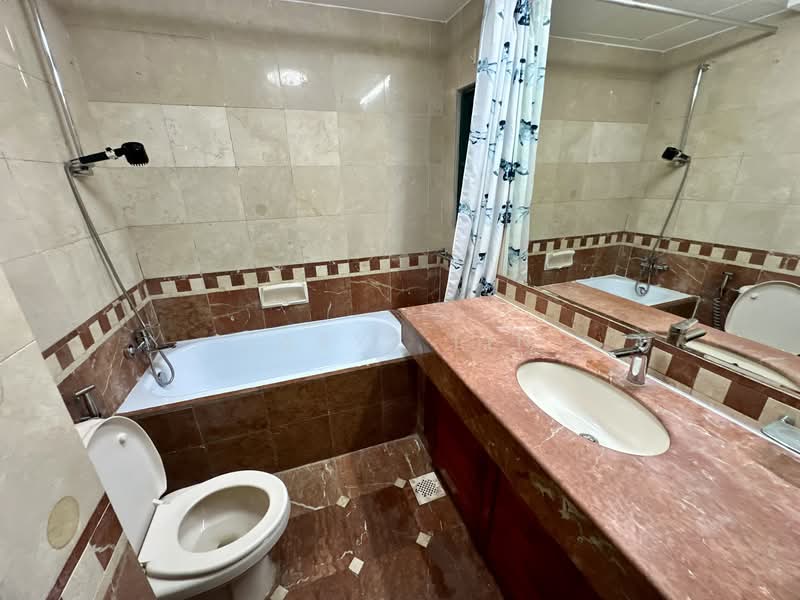 The Anchorage, 370 Alexandra Road, 1 Bedroom, 861 sqft, Condominium For Rent, by Jaryl Lin, 500130897 - Bathroom - PropertyGuru.com.sg