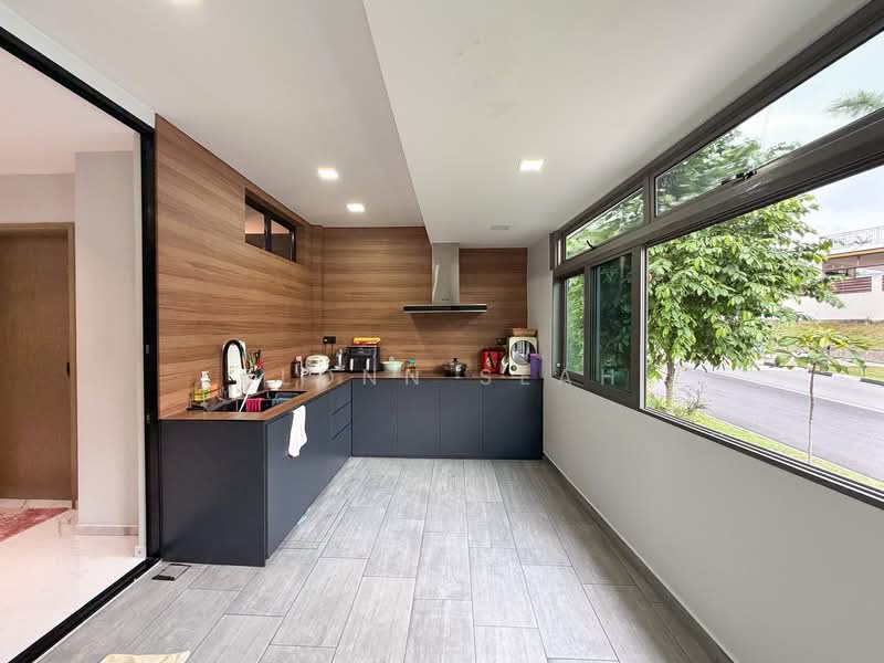 Loyang Villas, 39 Loyang Rise, 5 Bedrooms, 3,000 sqft, Terraced House For Sale, by Elonn Seah, 500130901 - Wet Kitchen - PropertyGuru.com.sg