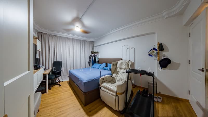 126 Tampines Street 11, 126 Tampines Street 11, 4 Bedrooms, 1,421 sqft, HDB Flat For Sale, by Nadiyah Kamsani, 500130910 - Masterbedroom - PropertyGuru.com.sg