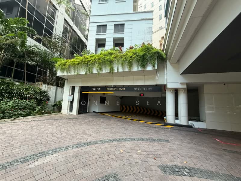 Regency House, 121 Penang Road, 1,679 sqft, Office For Rent, by Dionne Seah, 500130920 - Exterior - CommercialGuru.com.sg