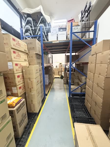 Henderson Building, 221 Henderson Road, 2,454 sqft, Light Industrial (B1) For Sale, by Lean Guanhua, 500130953 - Interior - CommercialGuru.com.sg