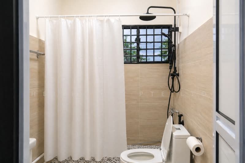27 Mugliston Road, , Room Rental, 120 sqft, Detached House For Rent, by Hei Homes, 500130957 - Bathroom - PropertyGuru.com.sg