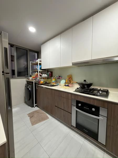 Sol Acres, 8 Choa Chu Kang Grove, 3 Bedrooms, 926 sqft, Executive Condominium For Sale, by Clare Wei, 500130960 - Kitchen - PropertyGuru.com.sg