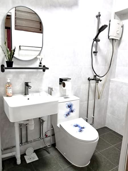 441 Fajar Road, 441 Fajar Road, Room Rental, 200 sqft, HDB Flat For Rent, by Alvin Yap, 500130961 - Bathroom - PropertyGuru.com.sg