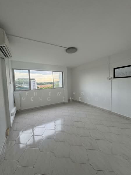 810 Yishun Ring Road, 810 Yishun Ring Road, 3 Bedrooms, 1,302 sqft, HDB Flat For Sale, by Khiew Yong Meng (Meng), 500130978 - PropertyGuru.com.sg