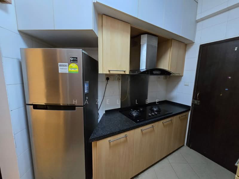 Bayshore Park, 50 Bayshore Road, 2 Bedrooms, 936 sqft, Condominium For Sale, by Hazel Lee, 500130986 - Kitchen - PropertyGuru.com.sg