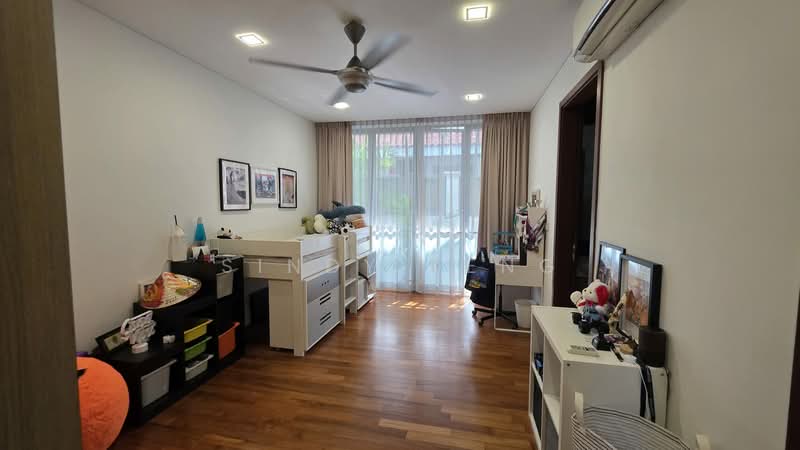 Serangoon Garden Estate, 70 Bloxhome Drive, 6 Bedrooms, 5,200 sqft, Semi-Detached House For Rent, by Sindy Keng, 500131003 - Bedroom - PropertyGuru.com.sg