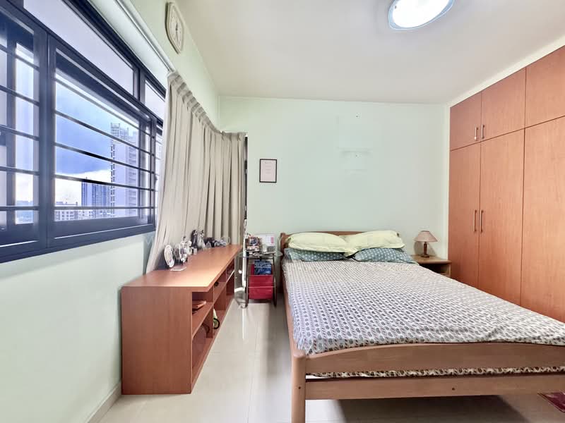 145 Lorong 2 Toa Payoh, 145 Lorong 2 Toa Payoh, 3 Bedrooms, 926 sqft, HDB Flat For Sale, by Melody Liew, 500131015 - Bedroom - PropertyGuru.com.sg