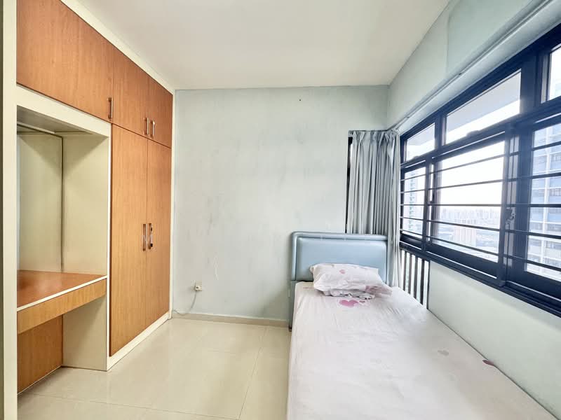 145 Lorong 2 Toa Payoh, 145 Lorong 2 Toa Payoh, 3 Bedrooms, 926 sqft, HDB Flat For Sale, by Melody Liew, 500131015 - Bedroom - PropertyGuru.com.sg