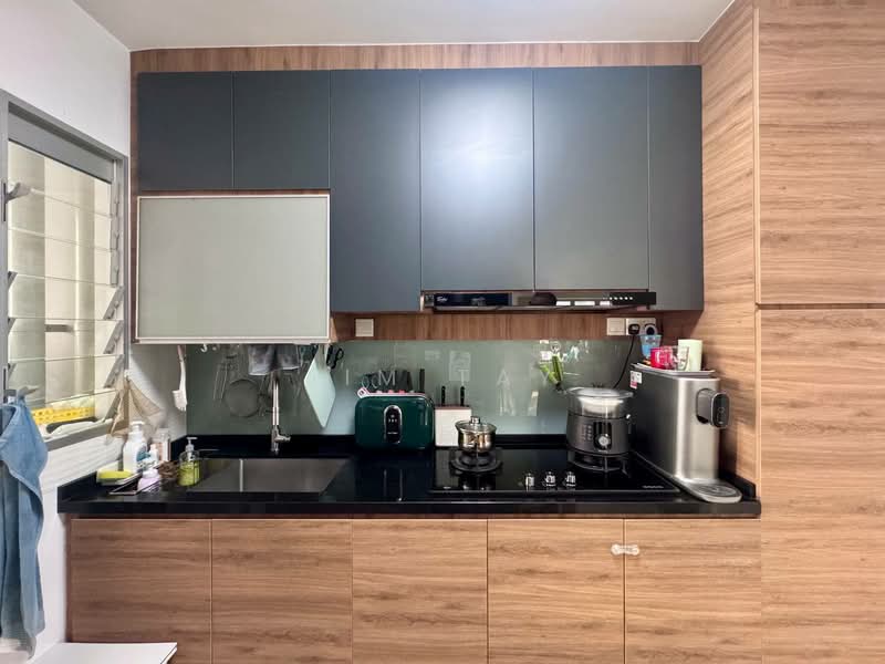 435C Bukit Batok West Avenue 5, 435C Bukit Batok West Avenue 5, 3 Bedrooms, 1,001 sqft, HDB Flat For Sale, by Jim Tay, 500131022 - Kitchen - PropertyGuru.com.sg