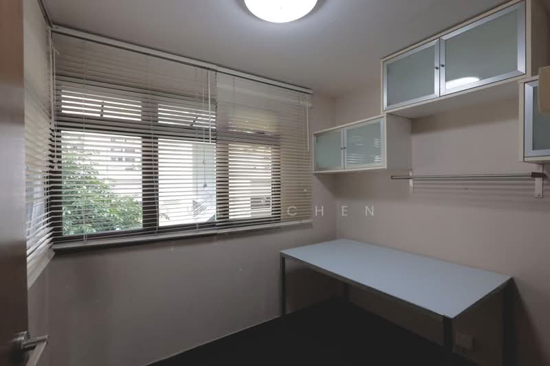 38 Lorong 5 Toa Payoh, 38 Lorong 5 Toa Payoh, 2 Bedrooms, 827 sqft, HDB Flat For Sale, by Owen Chen, 500131023 - Study - PropertyGuru.com.sg