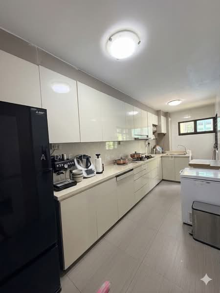 631 Jurong West Street 65, 631 Jurong West Street 65, 3 Bedrooms, 1,184 sqft, HDB Flat For Sale, by Adeline Lau Li Fang, 500131027 - Kitchen - PropertyGuru.com.sg