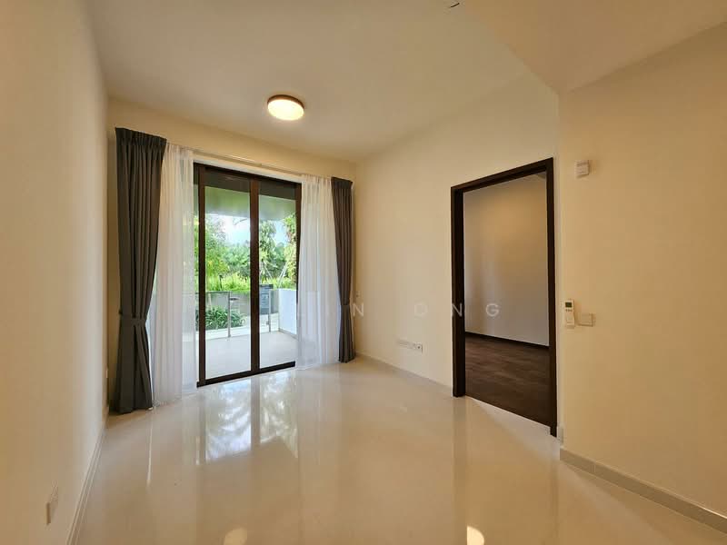 Parksuites, 20 Holland Grove Road, 1 Bedroom, 689 sqft, Condominium For Rent, by Ee Lin Ong, 500131059 - Living Room - PropertyGuru.com.sg