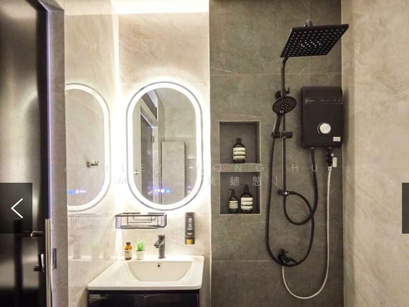 LOW QUANTUM! Recently Reno 2 Storeys Terrace@Thomson Garden Estate, Jalan Pintau Jalan Isnin Thomson Hill Jalan Rabu Jalan Khamis Jalan Hari Raya Jalan Kuak Jalan Chegar Jalan Chempah, 3 Bedrooms, 1,507 sqft, Terraced House For Sale, by Ashley Wong Hui Min (黄鏸慜), 500131061 - Bathroom - PropertyGuru.com.sg