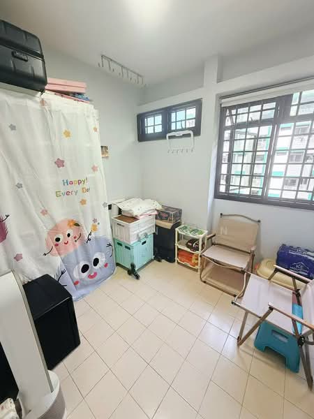 215 Ang Mo Kio Avenue 1, 215 Ang Mo Kio Avenue 1, 2 Bedrooms, 785 sqft, HDB Flat For Sale, by Allen Lin, 500131069 - Interior - PropertyGuru.com.sg