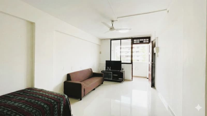 59 Circuit Road, 59 Circuit Road, 2 Bedrooms, 646 sqft, HDB Flat For Sale, by Jeslyn Ng, 500131094 - Living Room - PropertyGuru.com.sg