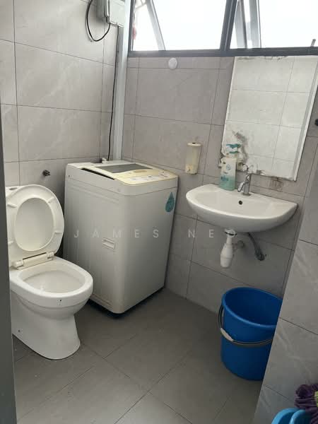 T-Space, 1 Tampines North Drive 1, 1,200 sqft, Factory / Workshop (B2) For Rent, by James Neo, 500131103 - Bathroom - CommercialGuru.com.sg