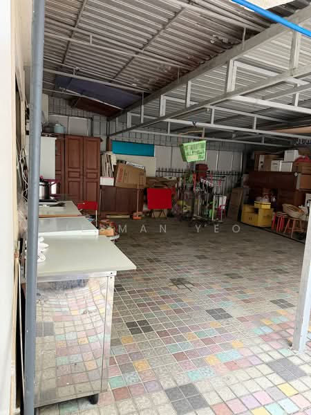 32A Lowland road, 32A LOWLAND ROAD, 4 Bedrooms, 4,000 sqft, Semi-Detached House For Rent, by Jesman Yeo, 500131116 - PropertyGuru.com.sg