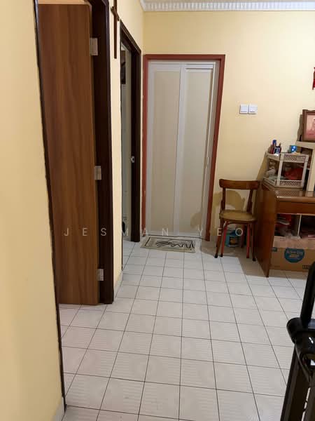32A Lowland road, 32A LOWLAND ROAD, 4 Bedrooms, 4,000 sqft, Semi-Detached House For Rent, by Jesman Yeo, 500131116 - PropertyGuru.com.sg