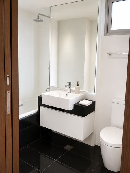 Moda, 42 East Coast Road, 2 Bedrooms, 646 sqft, Apartment For Sale, by Edwin Ow, 500131118 - Bathroom - PropertyGuru.com.sg