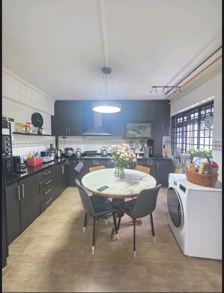 181 Pasir Ris Street 11, 181 Pasir Ris Street 11, 4 Bedrooms, 1,119 sqft, HDB Flat For Sale, by Anna Ng, 500131121 - Kitchen - PropertyGuru.com.sg