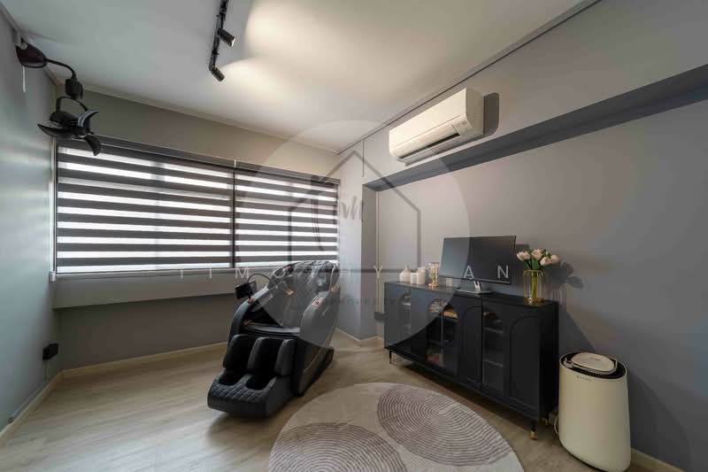 484 Choa Chu Kang Avenue 5, 484 Choa Chu Kang Avenue 5, 3 Bedrooms, 1,248 sqft, HDB Flat For Sale, by Timothy Tan, 500131124 - Living Room - PropertyGuru.com.sg