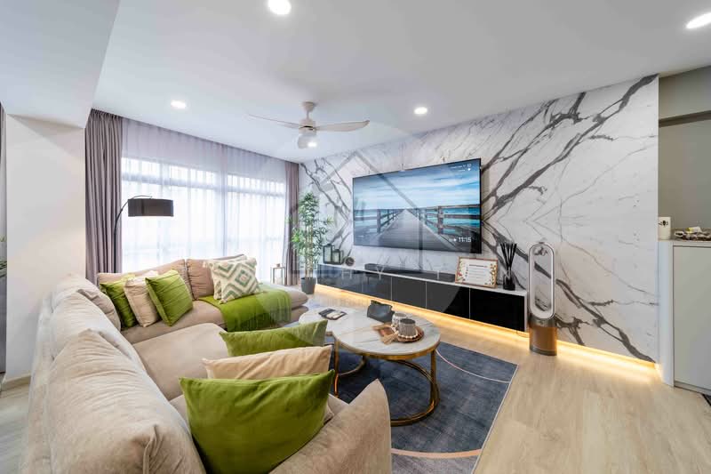 484 Choa Chu Kang Avenue 5, 484 Choa Chu Kang Avenue 5, 3 Bedrooms, 1,248 sqft, HDB Flat For Sale, by Timothy Tan, 500131124 - Living Room - PropertyGuru.com.sg