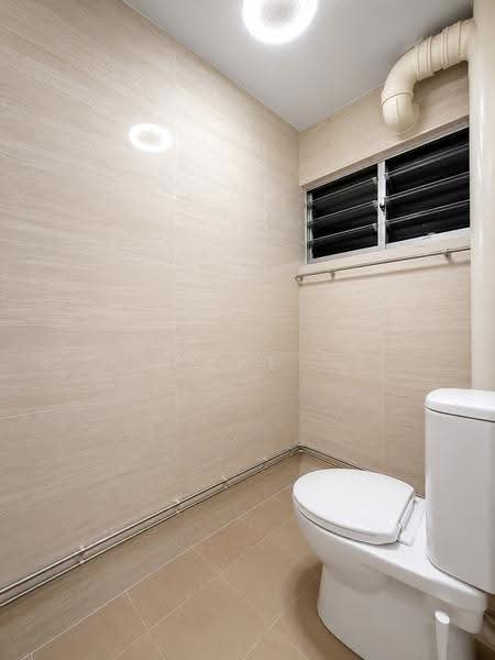 69 Moulmein Road, 69 Moulmein Road, Newton / Novena, 3 Bedrooms, 904 sqft, HDB Flat For Sale, by Rae Ho 何诗蕊, 500131125 - Bathroom - PropertyGuru.com.sg